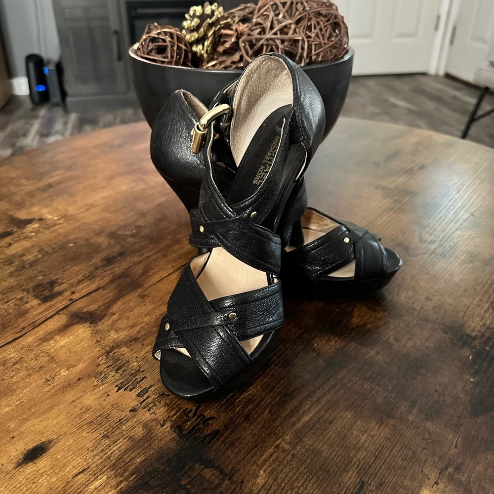 Michael Kors Elegant Black Strappy Heels